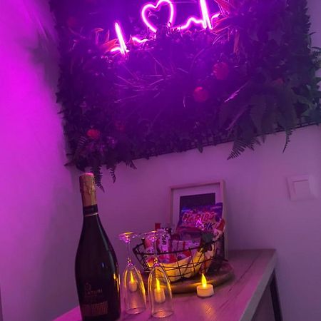 L'AppartE Black Superbe Appartement Pop ! Besancon Luaran gambar