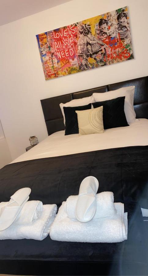 L'AppartE Black Superbe Appartement Pop ! Besancon Luaran gambar