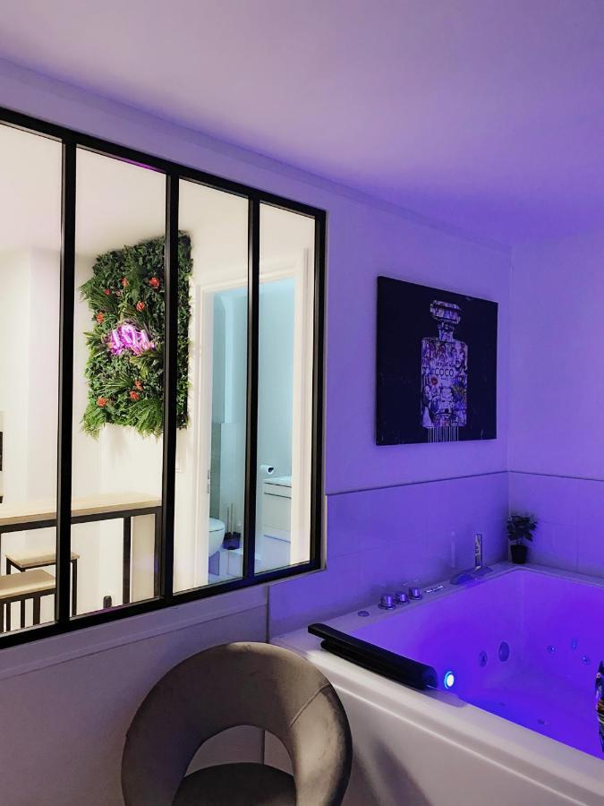 L'AppartE Black Superbe Appartement Pop ! Besancon Luaran gambar