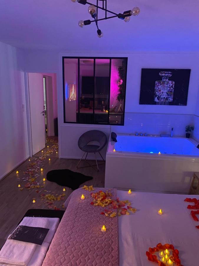L'AppartE Black Superbe Appartement Pop ! Besancon Luaran gambar